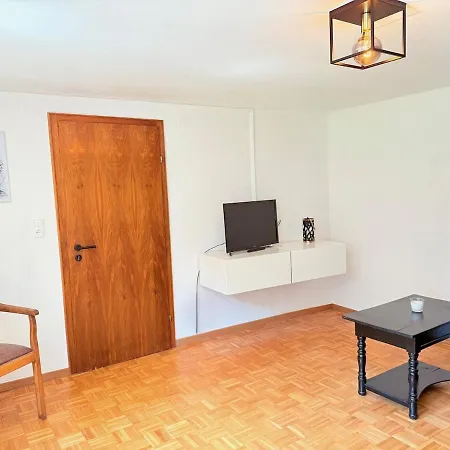 Am Eckbach Apartamento Kleinkarlbach